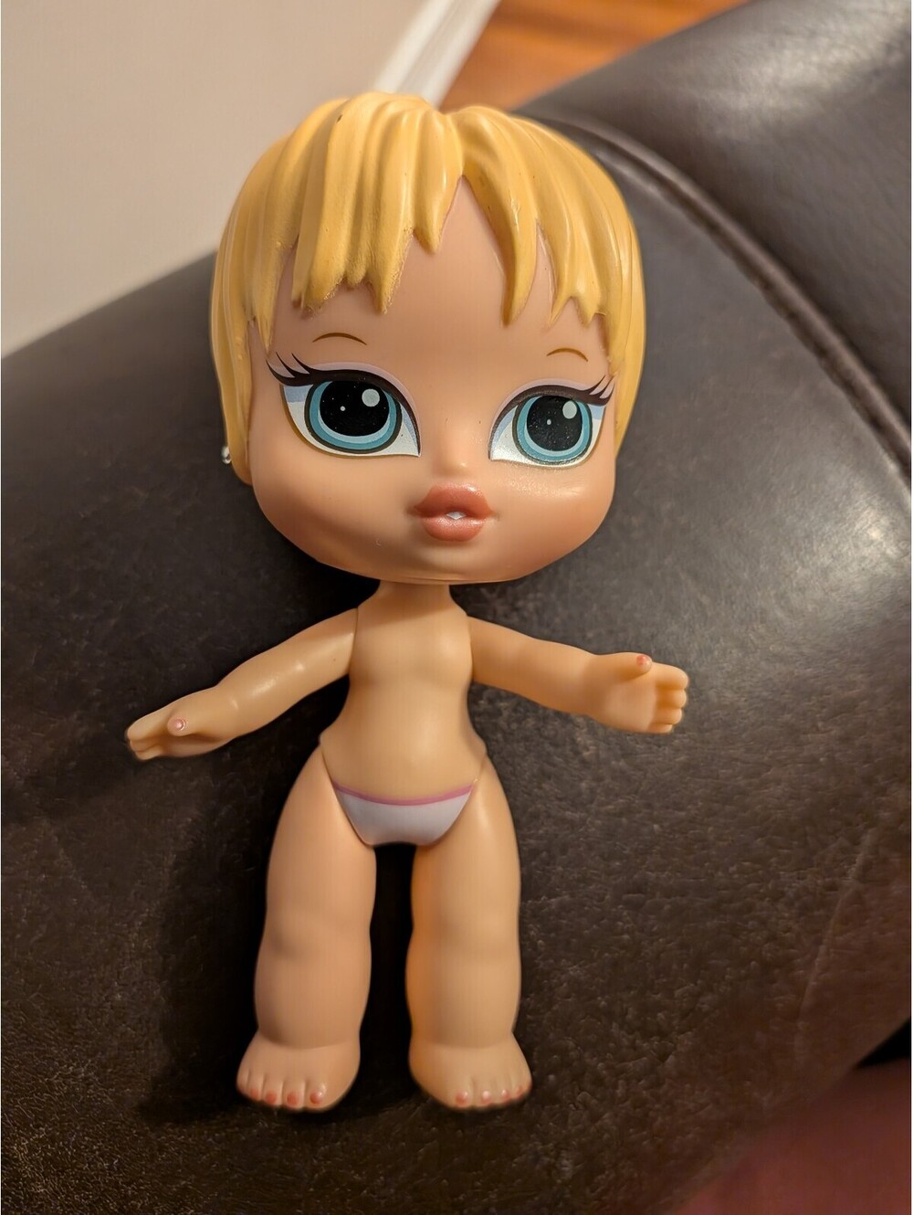 MGA Entertainment Blonde Doll Blue Eyes 2004 Replacement Doll
